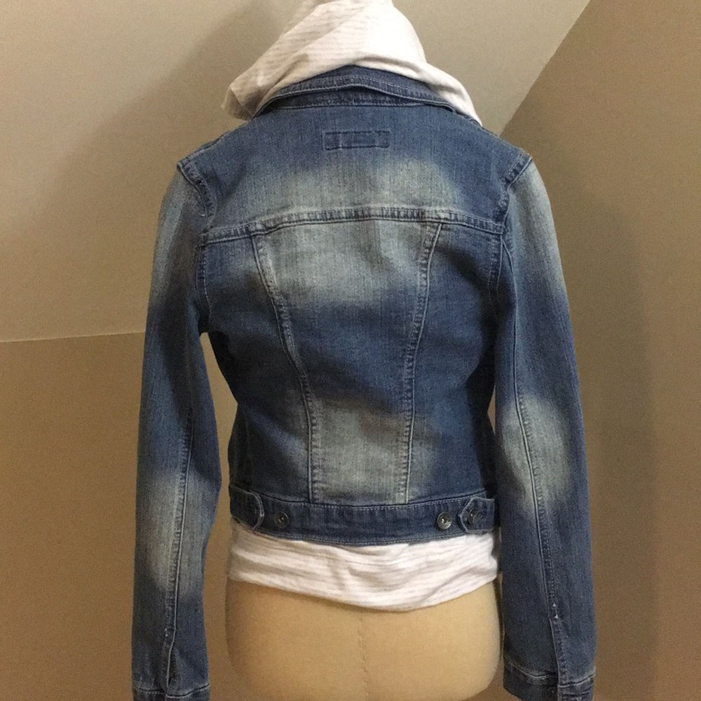 Jean Jacket - Picture 3 of 5